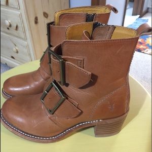 Frye Sabrina buckle boots carmel